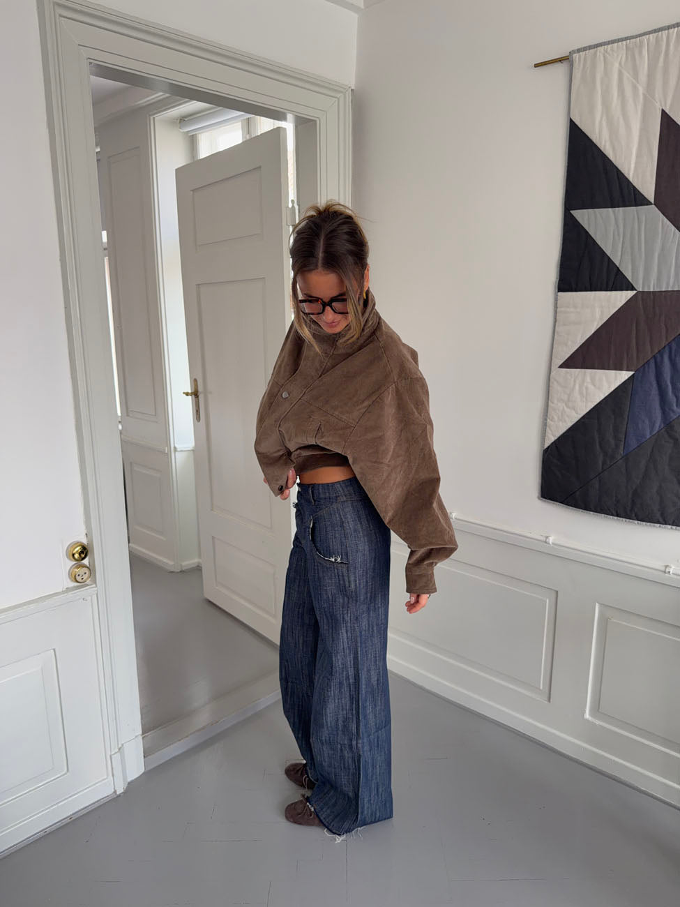 Olive jeans med detaljer - Navy