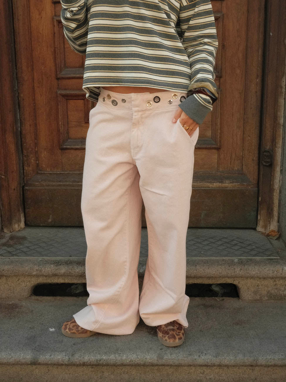 Tanija jeans med ringdetaljer - Lyserød