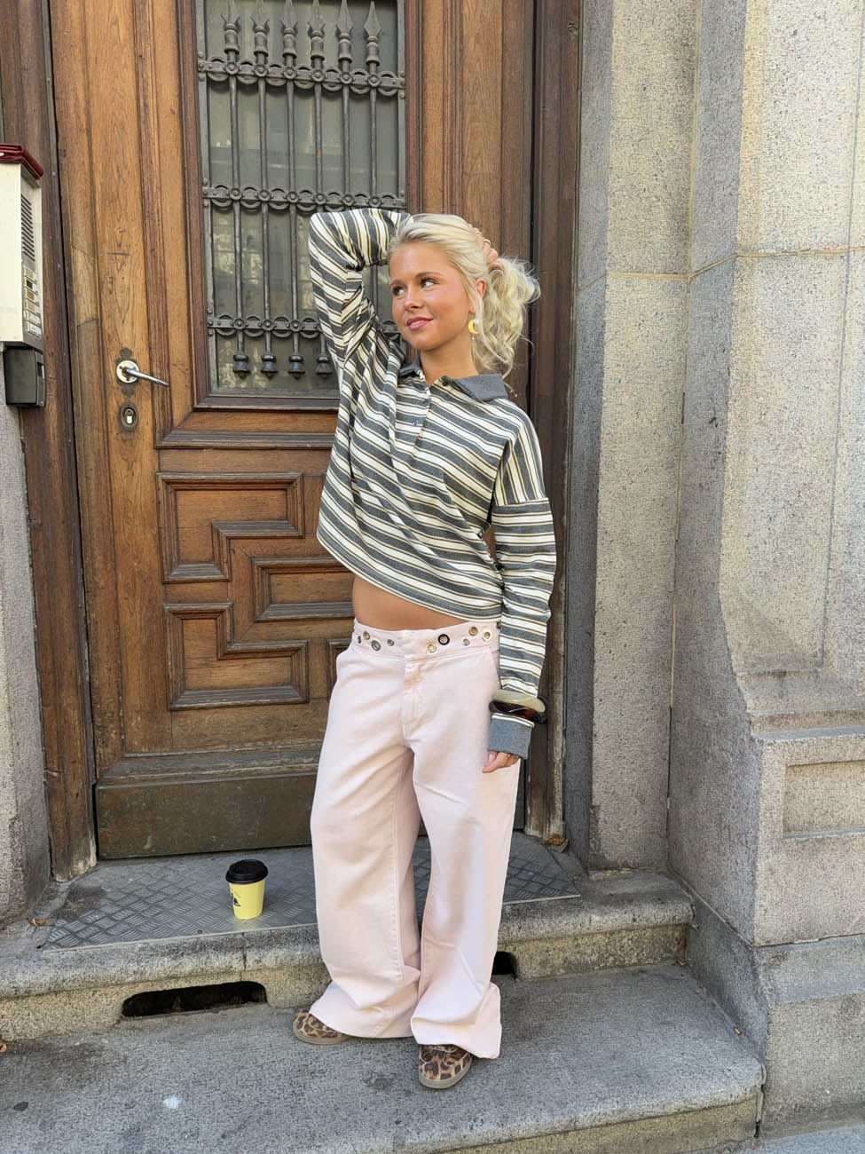Tanija jeans med ringdetaljer - Lyserød
