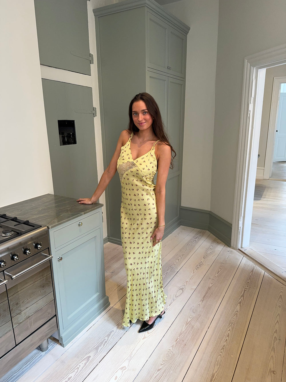 Emily maxikjole med blomster - Gul