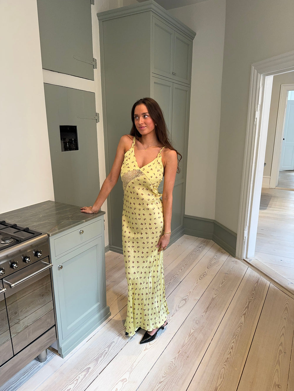 Emily maxikjole med blomster - Gul