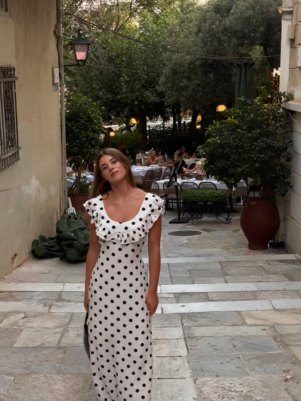 Luna kjole med polkaprikker - Off white/sort