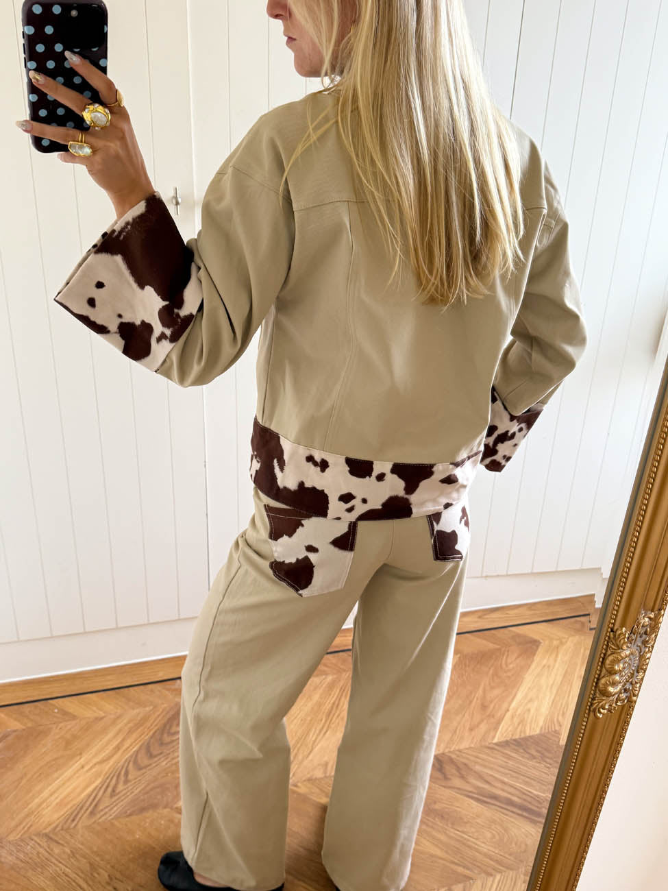 Scandivv denimjakke med koprint - Beige/brun/hvid