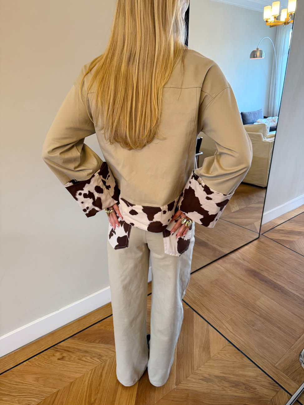 Scandivv denimjakke med koprint - Beige/brun/hvid
