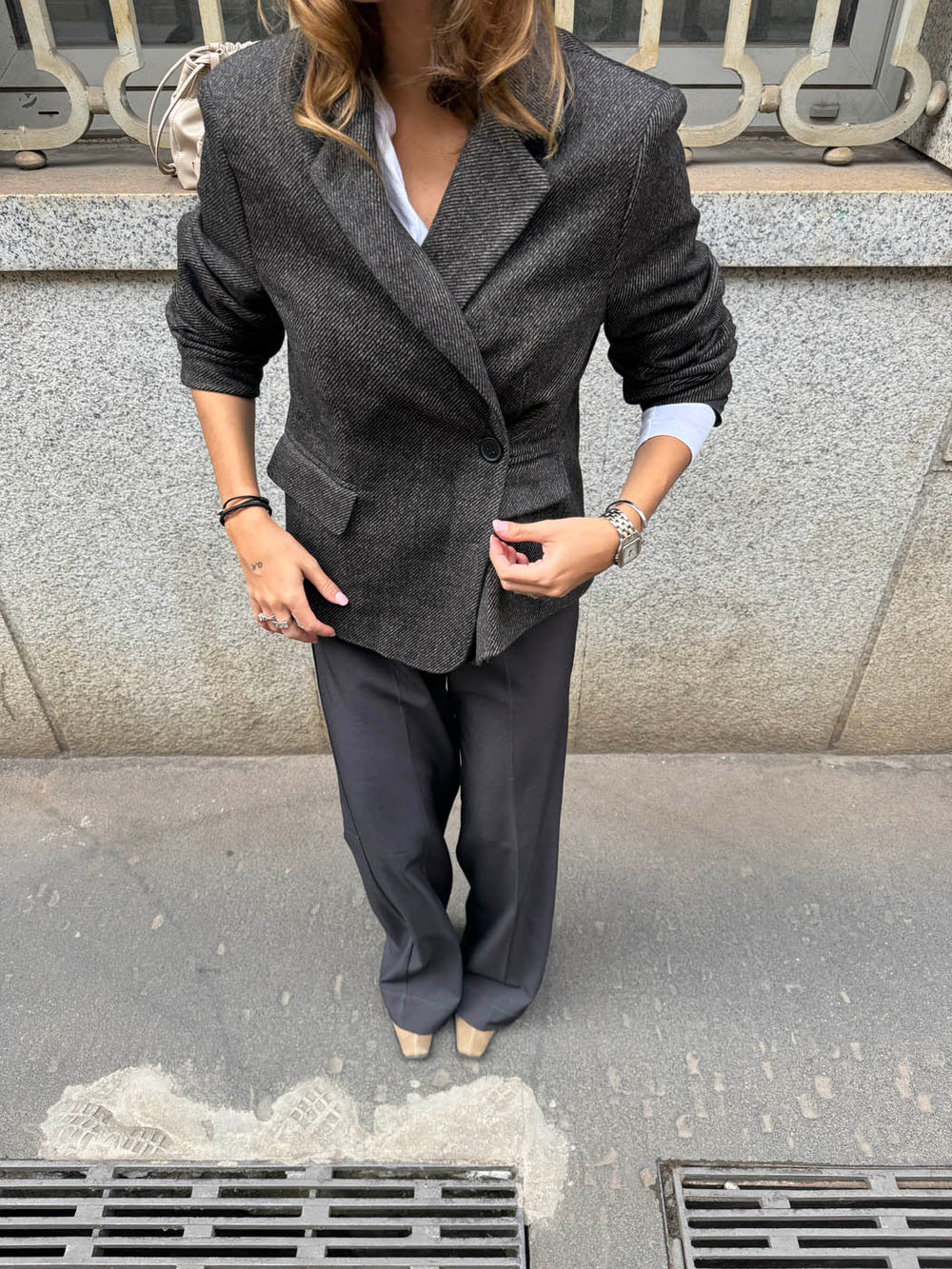 Anahita kort blazer - Mørkebrun/Sort