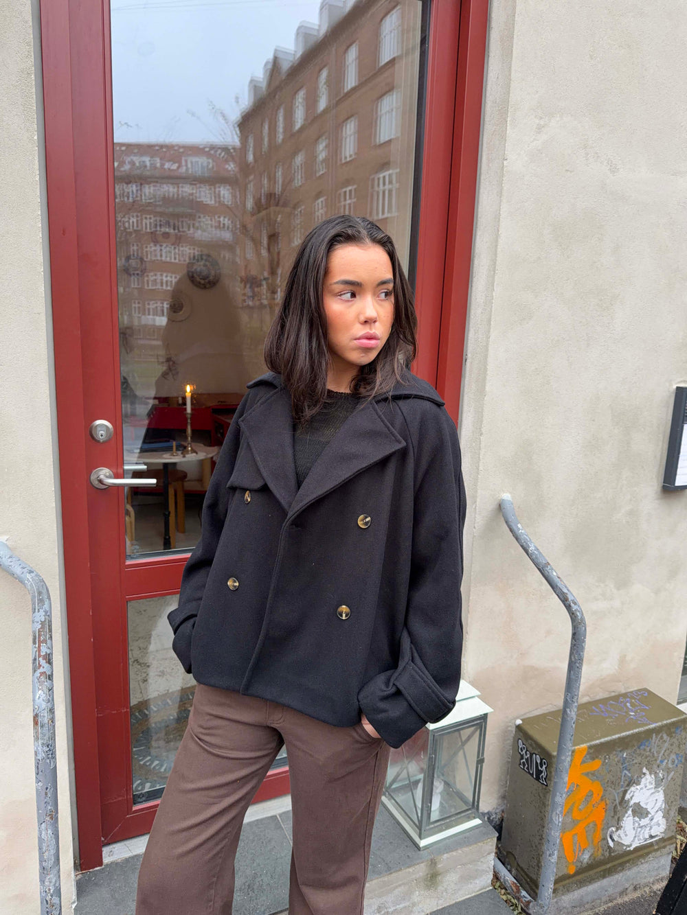 Patricia kort trenchcoat - Sort