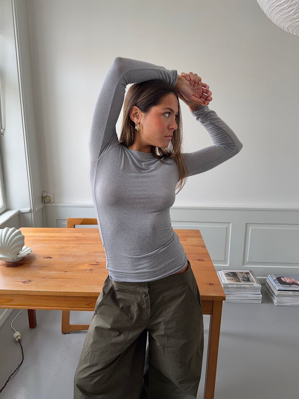 Kaia langærmet cashmere bluse - Grå