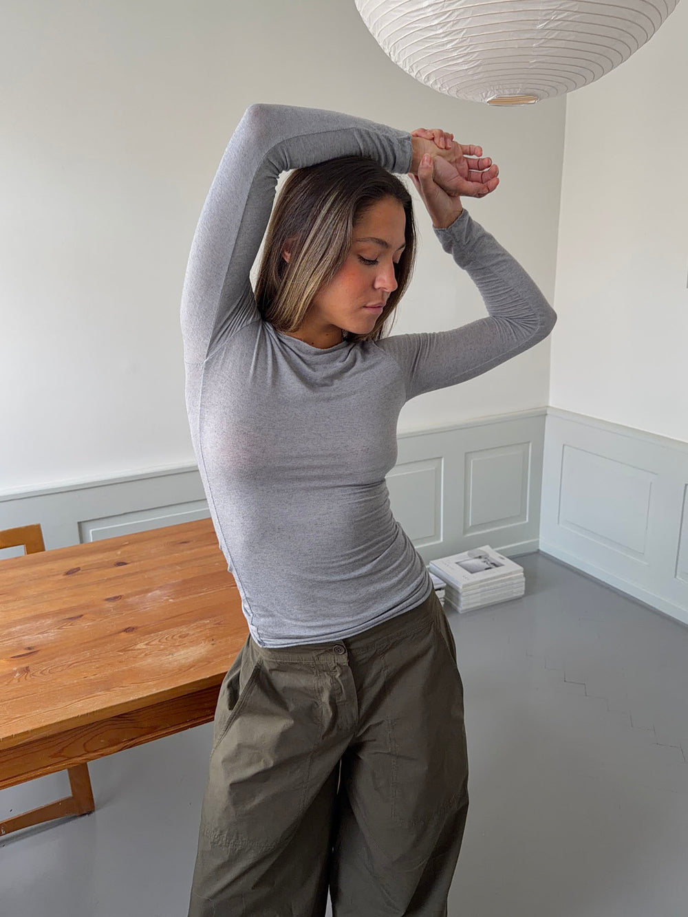 Kaia langærmet cashmere bluse - Grå