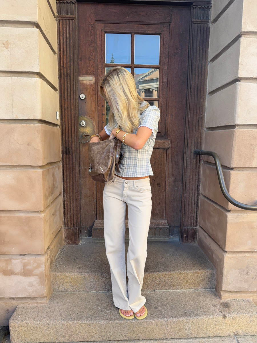 Emmaline lavtaljede jeans - Lys beige