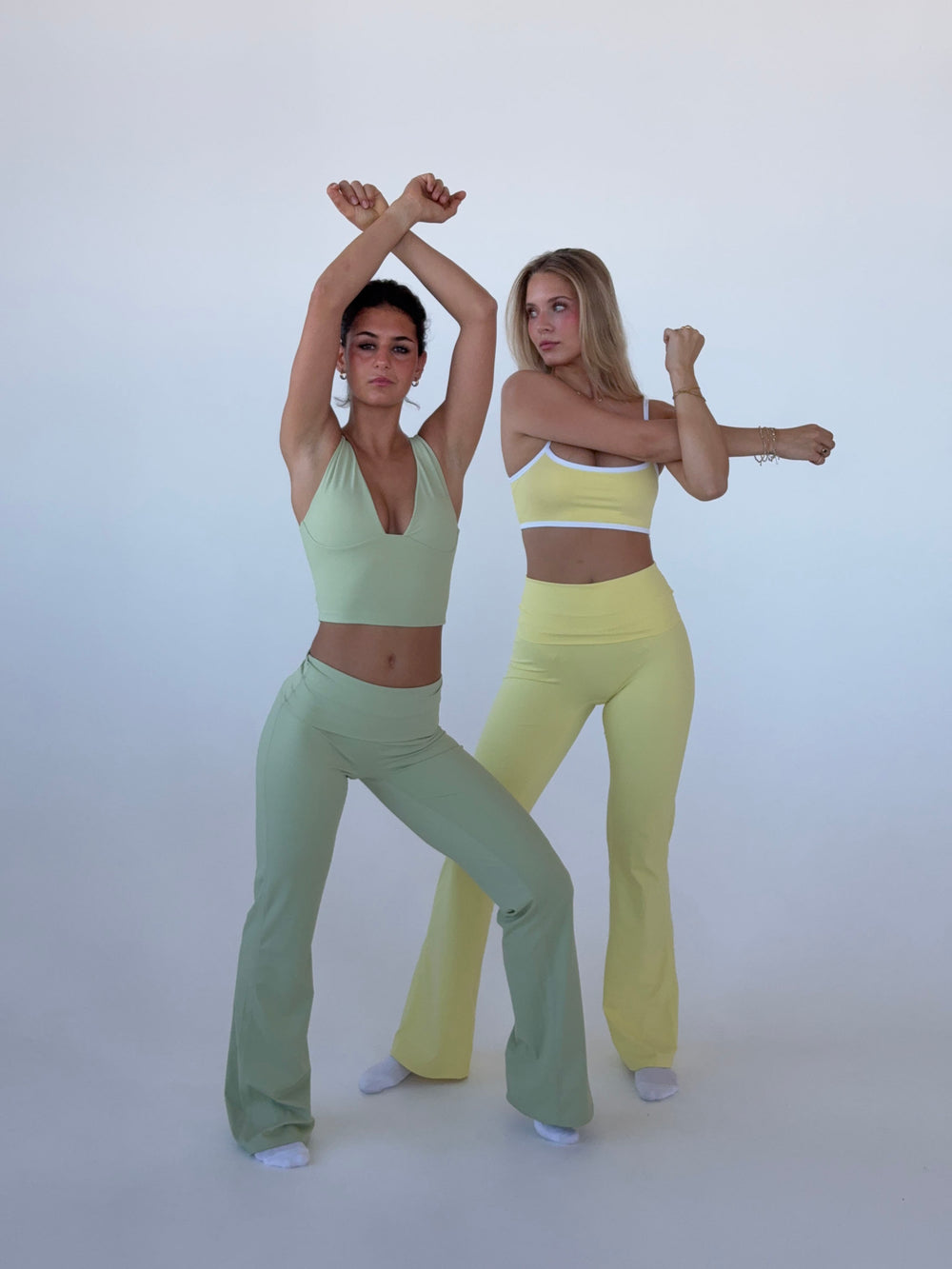 Essential flared pants - Matcha