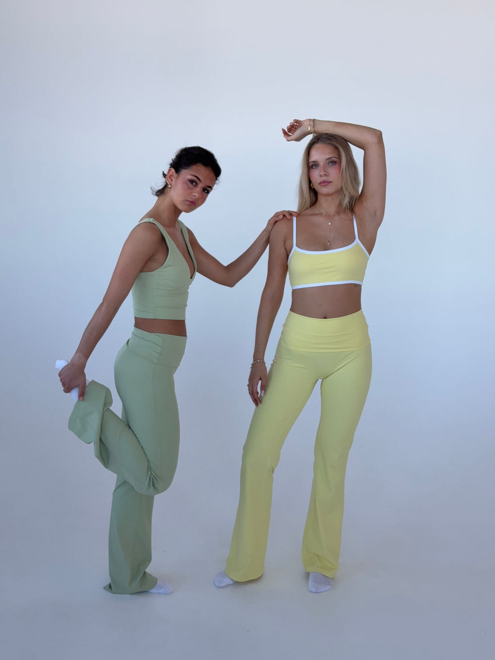 Essential flared pants - Matcha