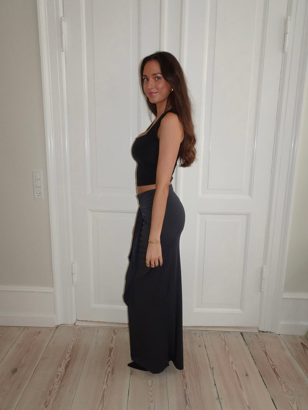 Stella maxinederdel med bindebånd - Mørkegrå