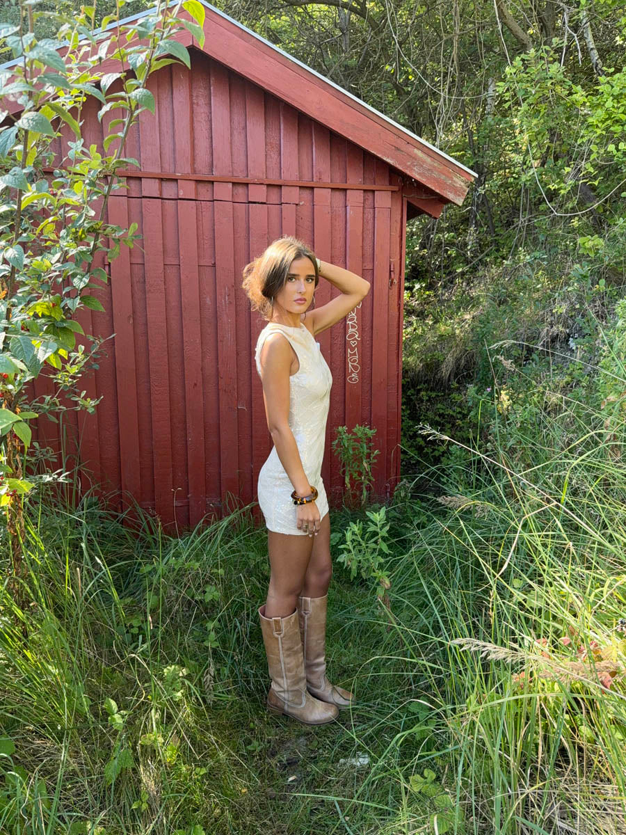 Kasy minikjole med pallietter - Beige
