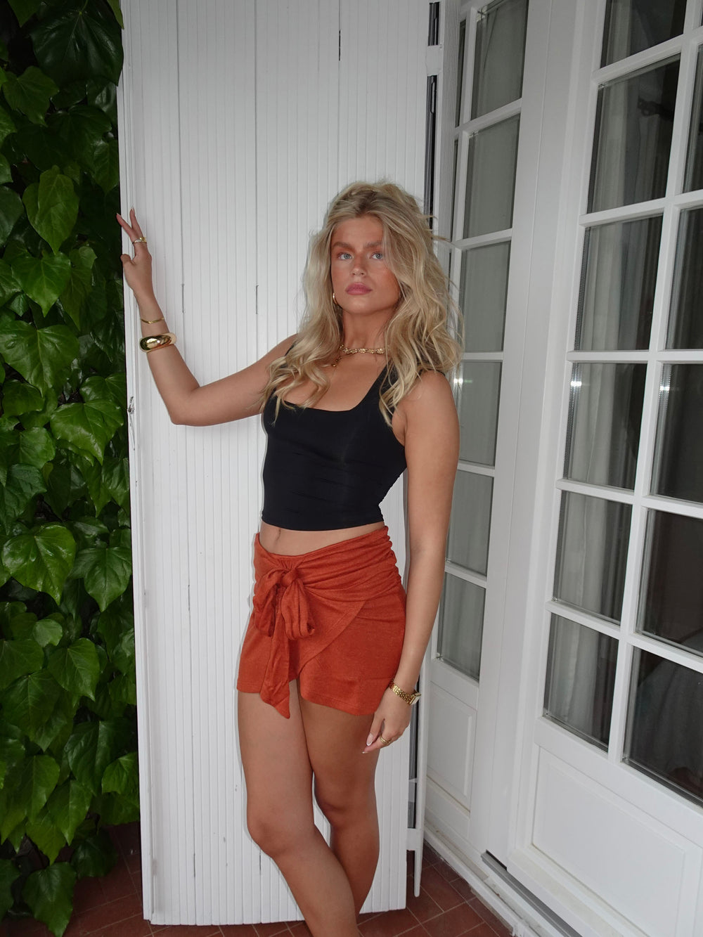 Stassy mini nederdel med bindedetalje - Orange