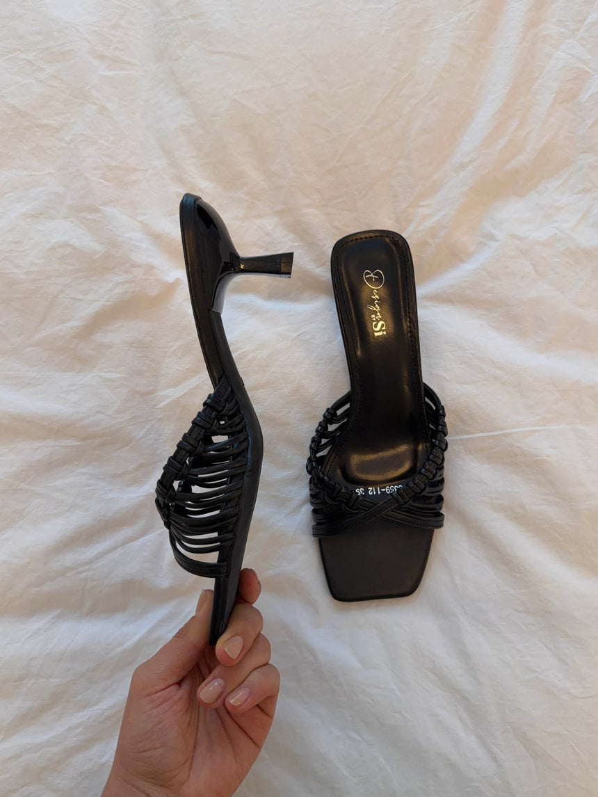 Elba mules med fletdetaljer - Sort