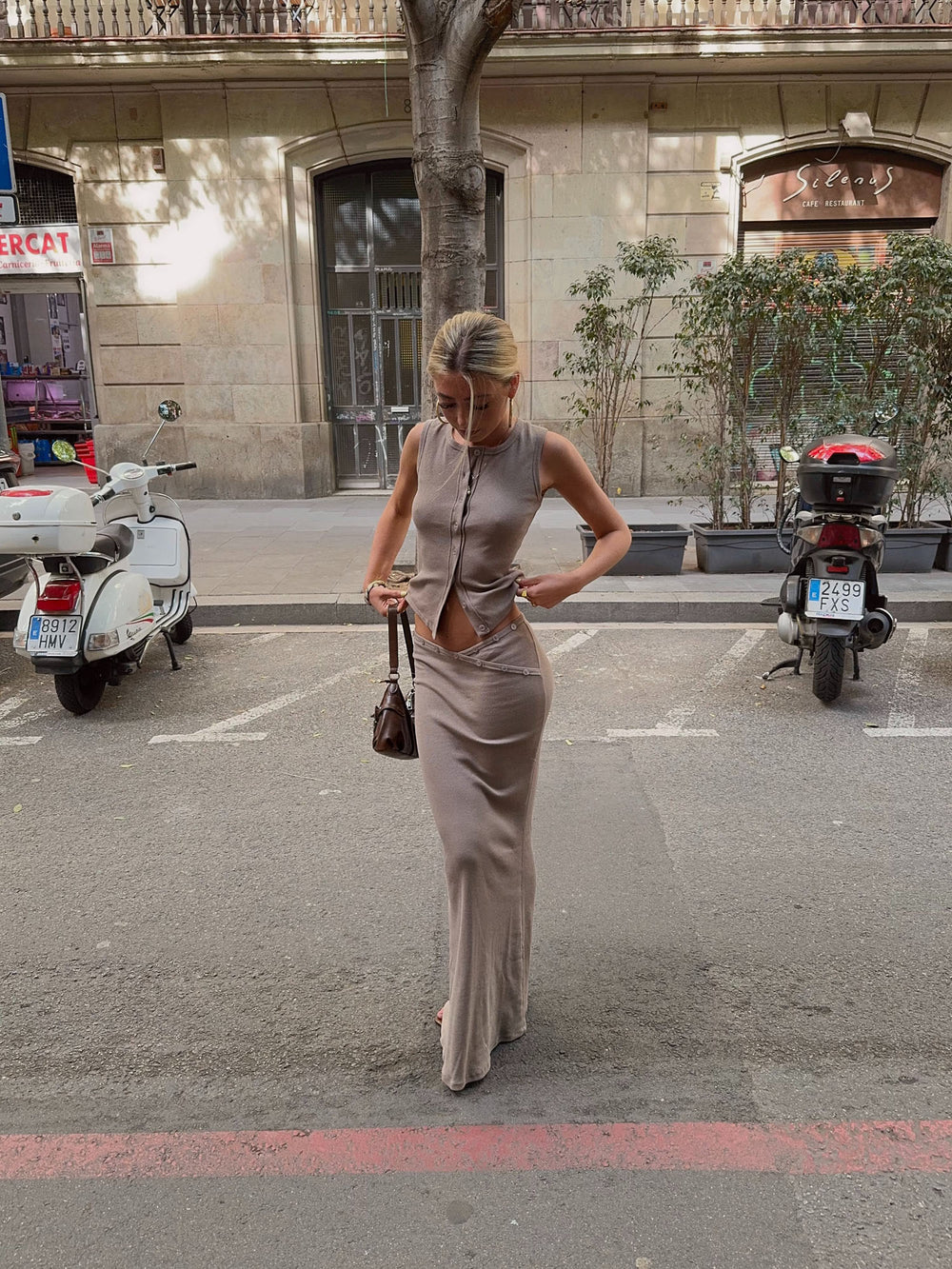Antonia nederdel med knapper - Beige
