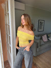 Victoire off shoulder top i mesh - Gul