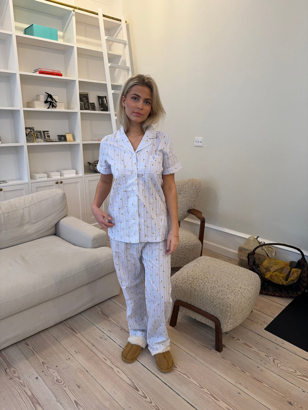 Tinna pyjamassæt med isvafler - Blå/hvid