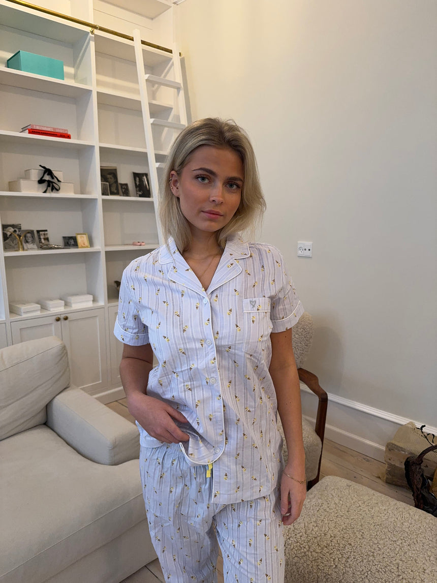 Tinna pyjamassæt med isvafler - Blå/hvid