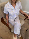 Tinna pyjamassæt med isvafler - Blå/hvid