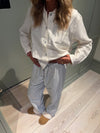 Kallie pyjamassæt med kirsebær - Hvid/blå