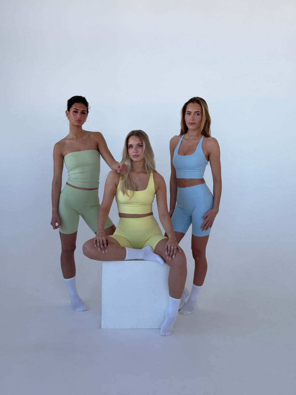 Essential shorts - Sky