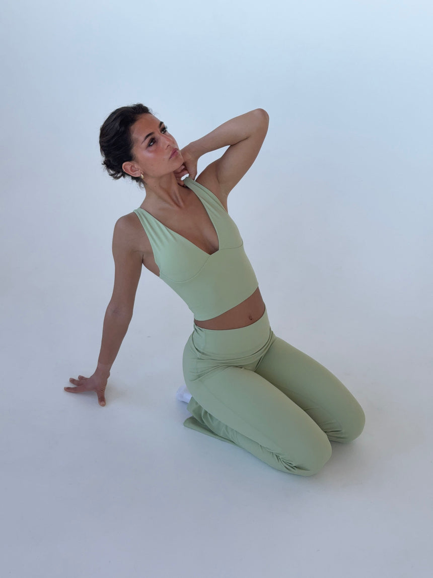Ultimate v-neck top - Matcha