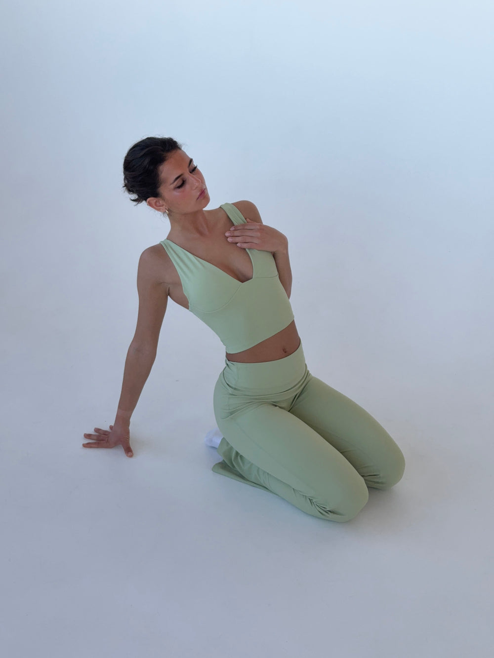 Ultimate v-neck top - Matcha