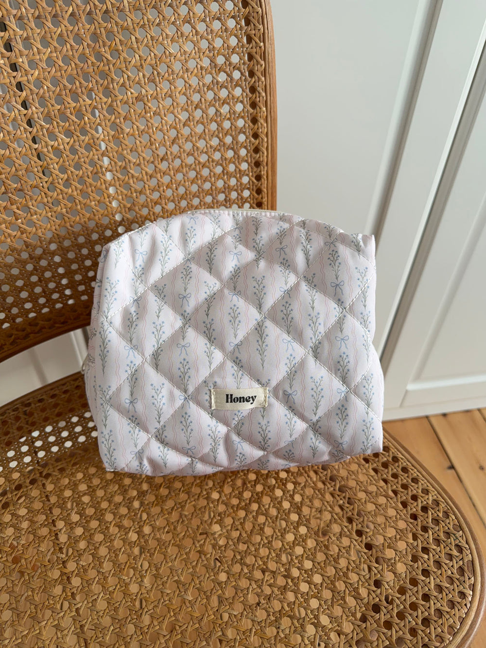 Honey stor toilettaske med mønster - Off white
