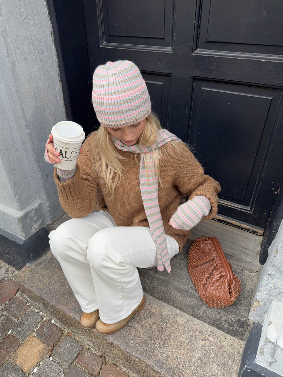 Haze hue med striber - Lyserød/beige/blå