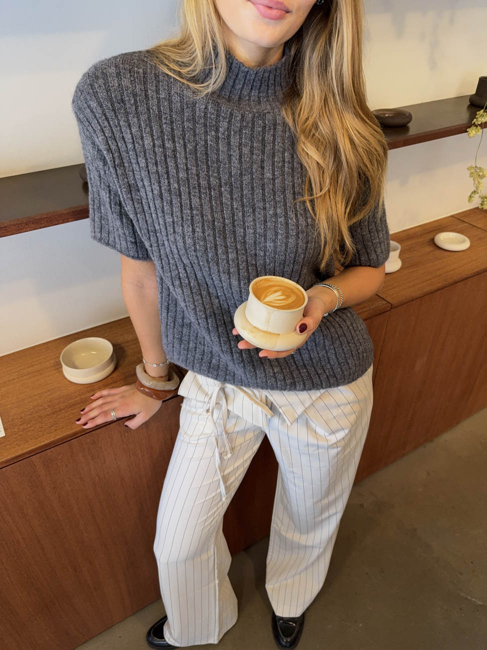 Tassi striktrøje med turtleneck - Grå