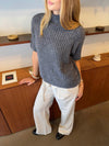 Tassi striktrøje med turtleneck - Grå
