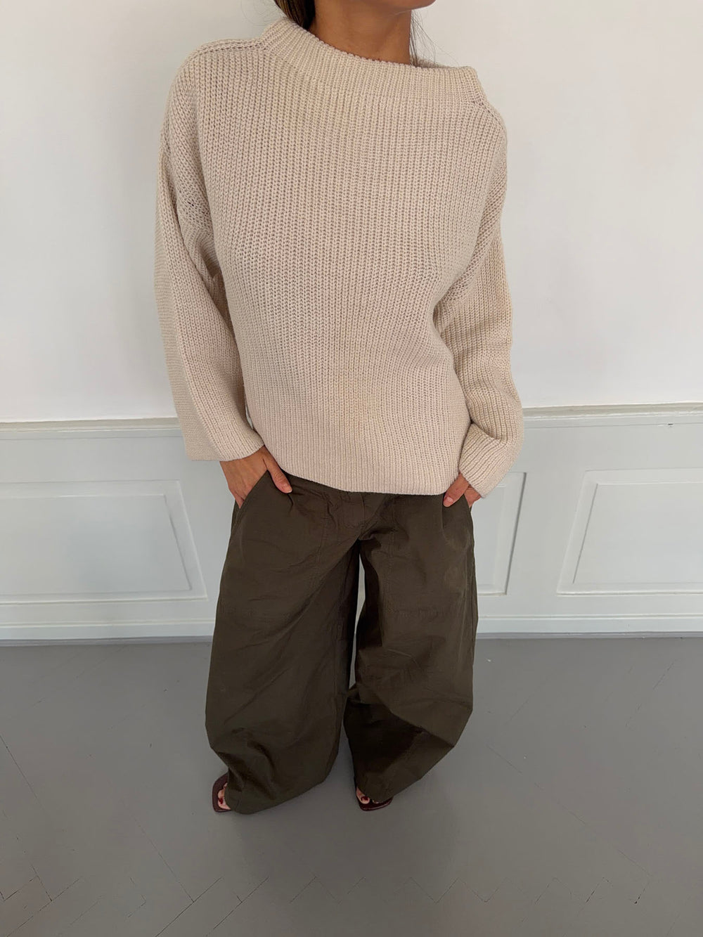 Cholana striktrøje med åben ryg - Beige