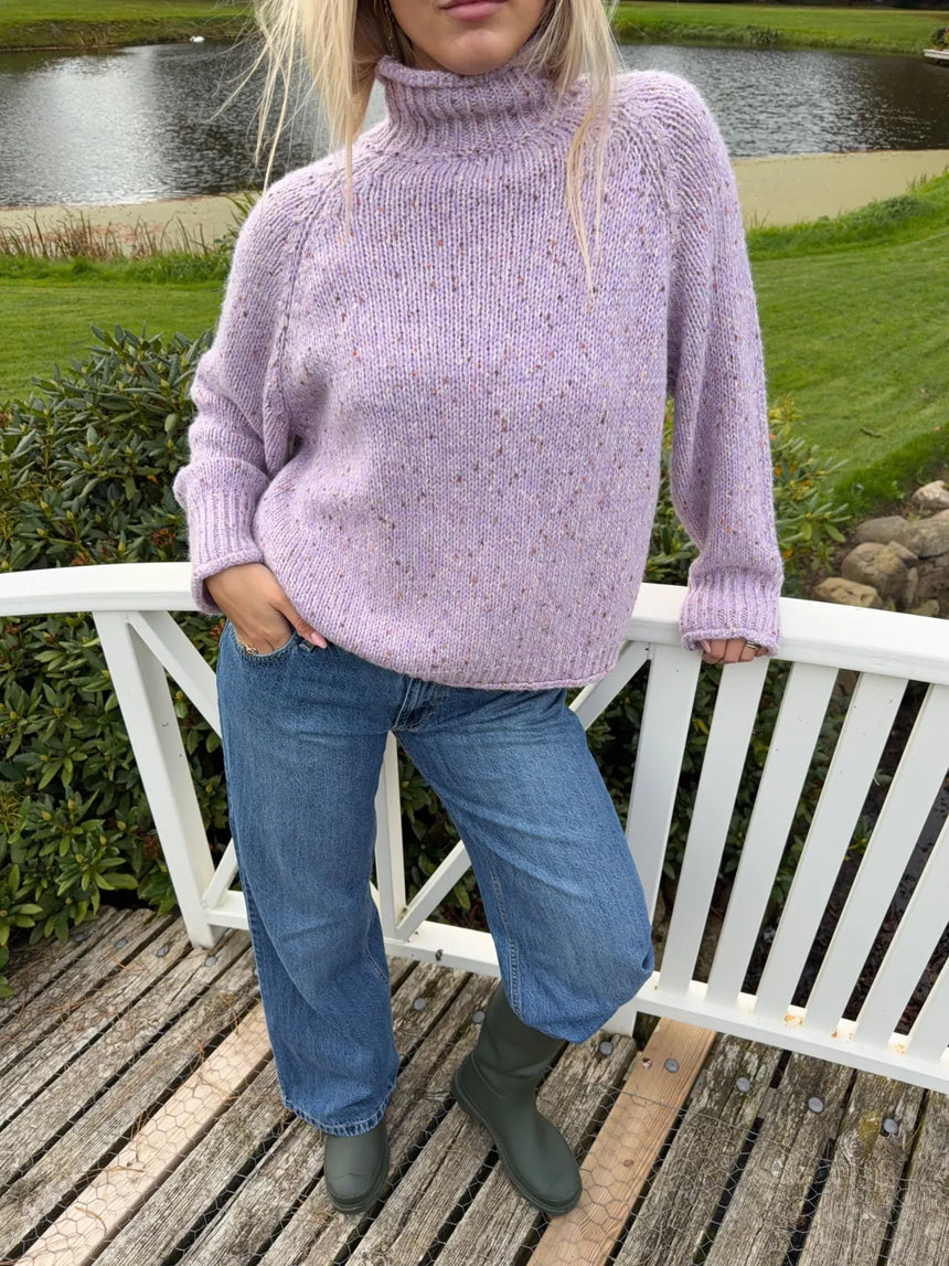 Cally striktrøje med turtleneck - Lyselilla
