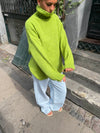 Valdamara oversized striktrøje med turtleneck - Limegrøn