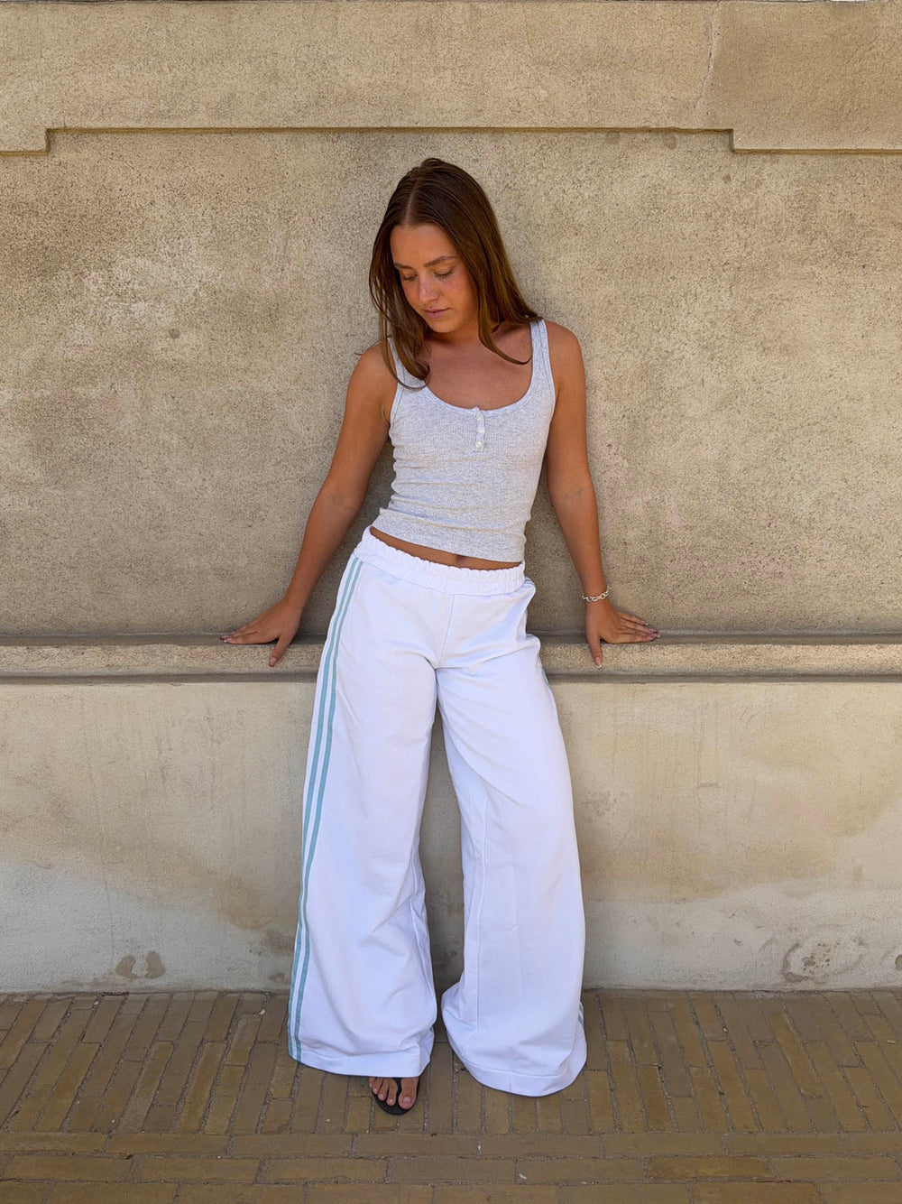Selma sweatpants med striber - Hvid/lyseblå