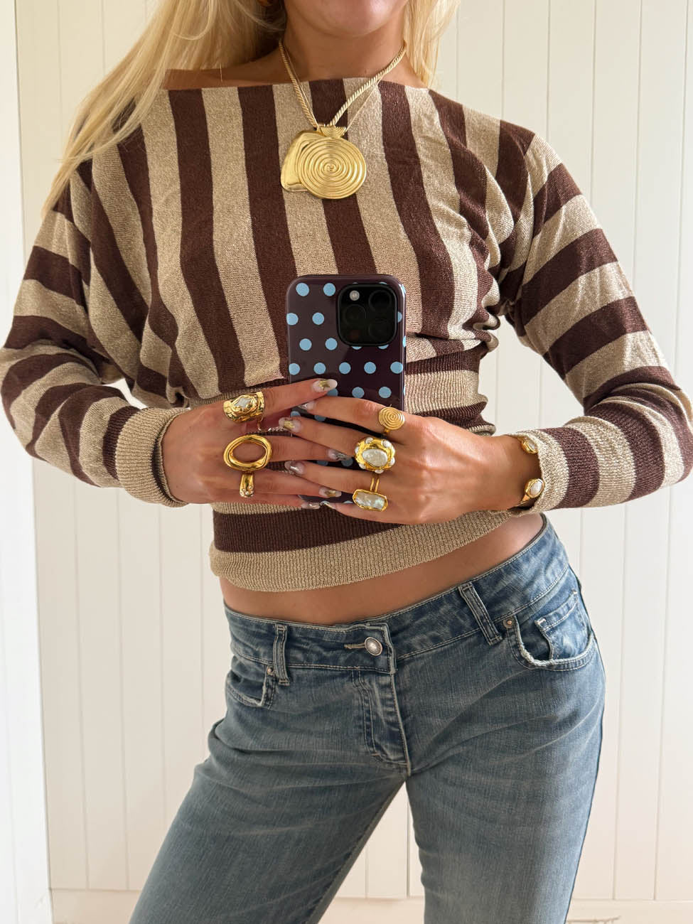 Scandivv tætsiddende bluse med glitter - Brun/guld