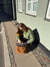 Lyra taske med nitter - Karamelfarvet