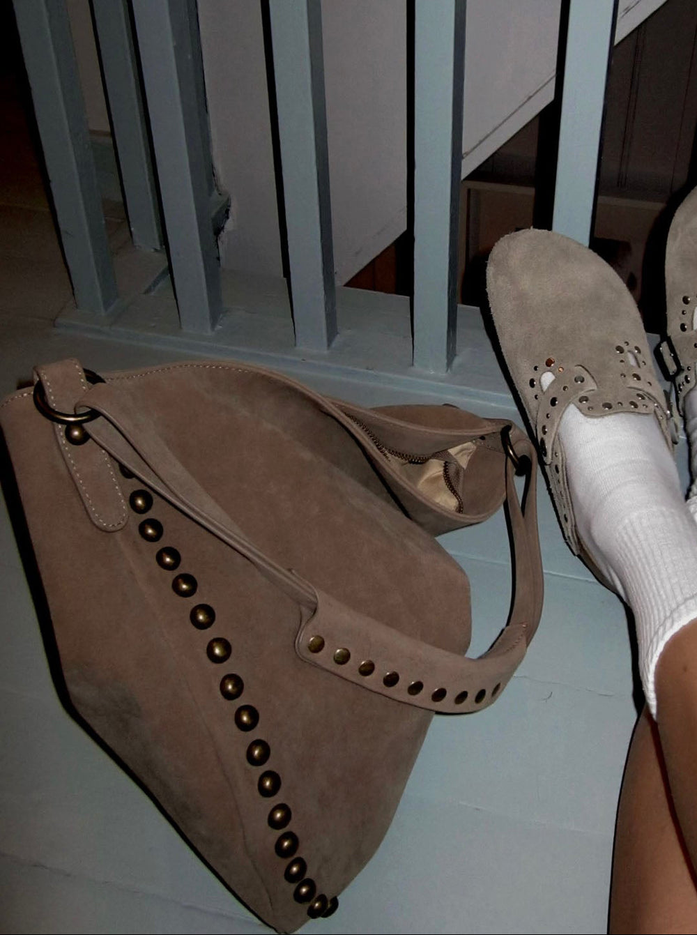 Ibi taske med nitter - Beige