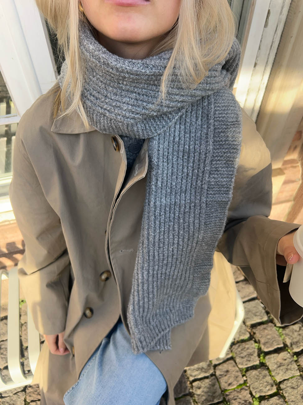 Ninita tørklæde - Gråt