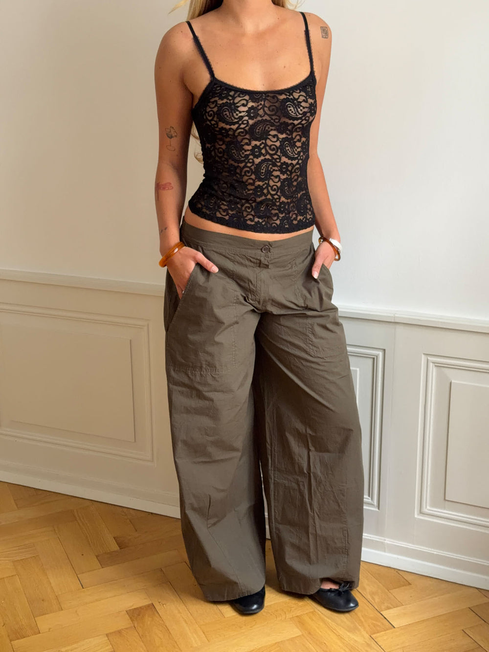 Jeselana top i blonde - Sort