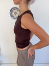 Dilly top med knapper - Brun