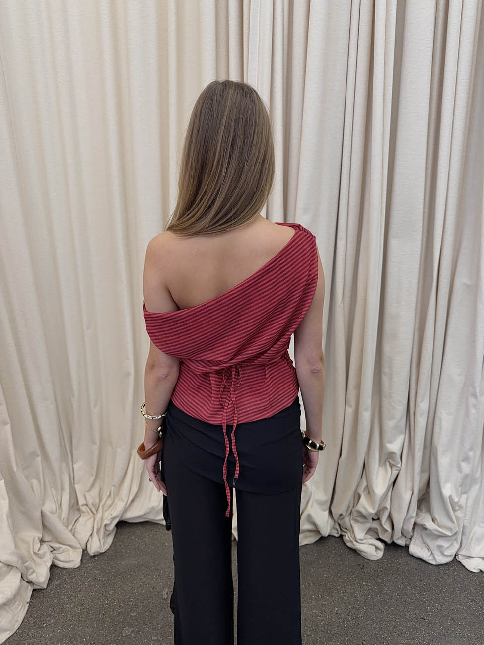 Lily top med striber - rød/bordeaux
