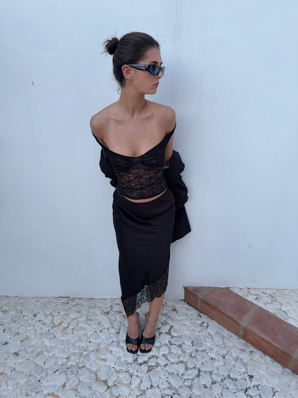 Nicoline off shoulder-top i blonde - Sort