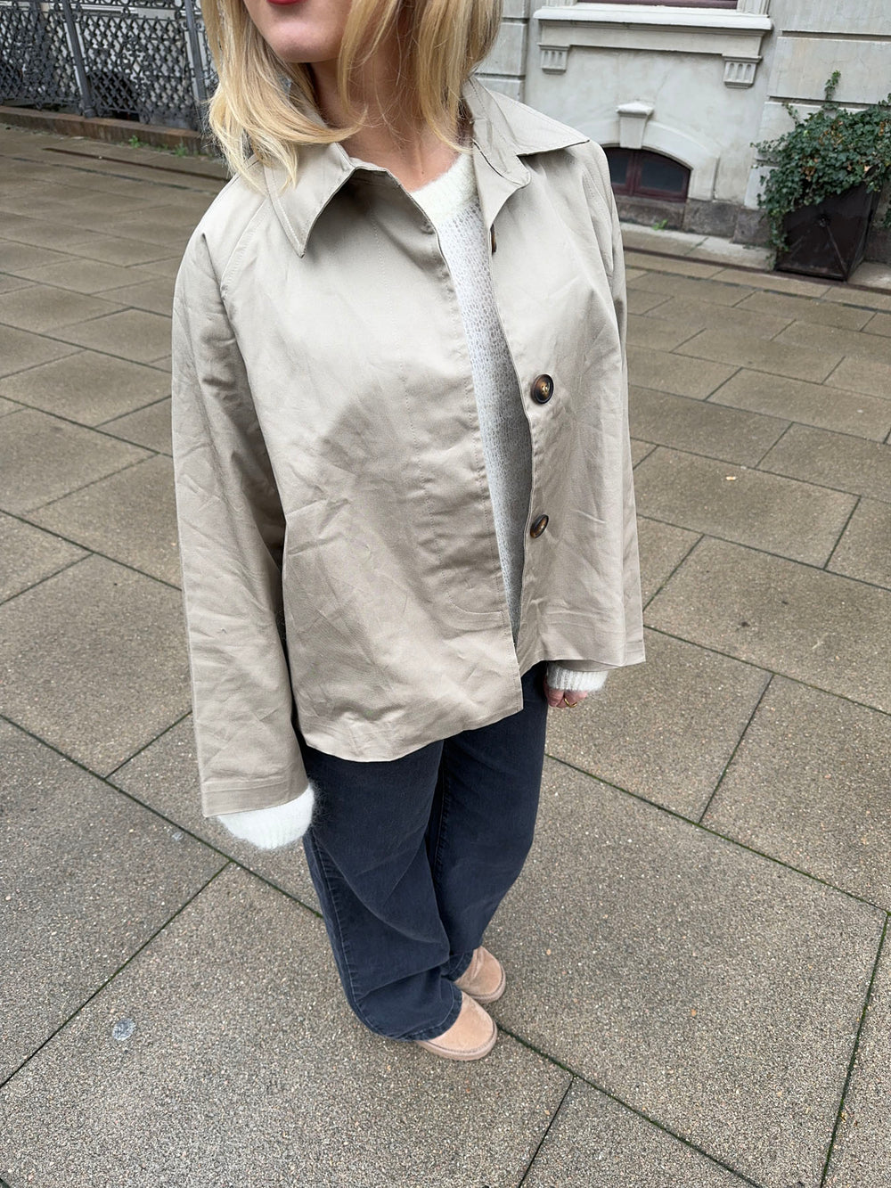 Monica kort trenchcoat - Beige