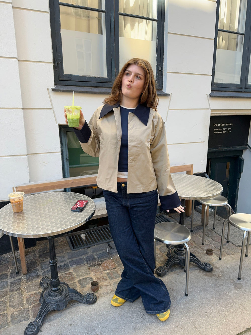 Noami kort jakke med krave - Beige/navy