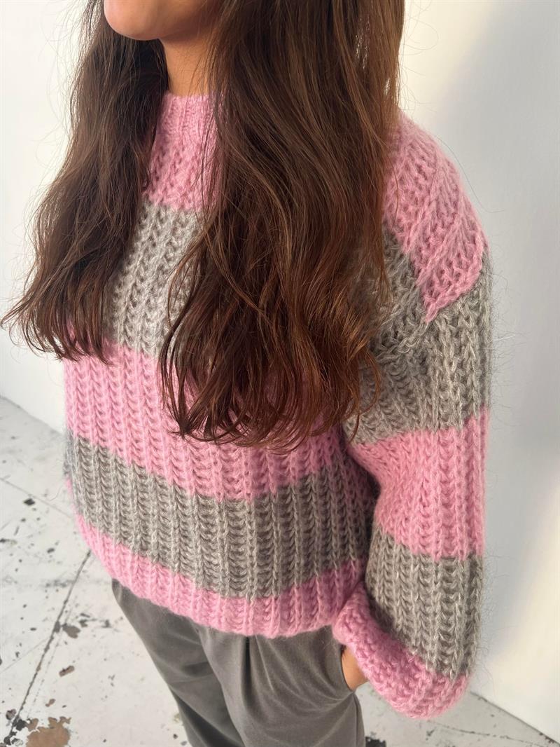 Mathilde & Anna striktrøje - Grå/lyserød